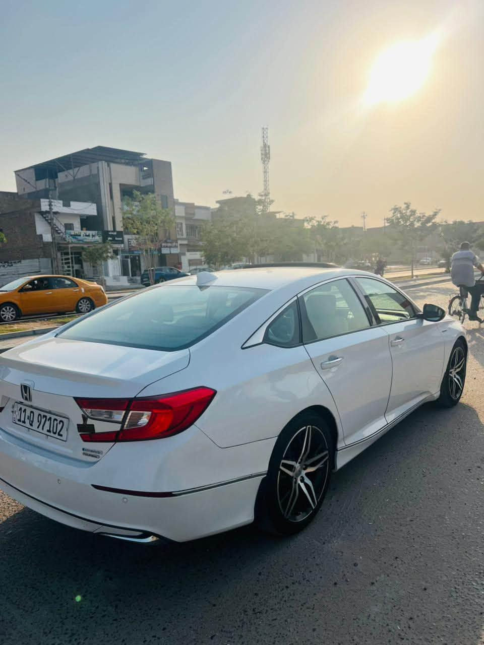 السلام عليكم
من رخصه الادمن المحترم 

Honda Accord Hybrid Touring2022
فئه التورنك اعلى فئه
وارد امريكي حادثها مال امريكا چاملغ خلفي وراجع بارد فقط وهنا بالعراق انطخ عندي الحافه مال البنيد بدون دواخل وبدون كلشي صار بالبنيد تكحيل على گد ٤ اصابع كرت ممبين

فول مواصفات معروفه مواصفات التورنگ السياره ماشيه86000

فتحه سلايد روف طگتين 
شاحن واير ليس
بصمه ابواب +بصمه صندوق +بصمه تشغيل +تشغيل عن بعد +فول نضام ترحيب 

حساسات اماميه +حساسات خلفيه 

كاميرا دواره 

+كامره محيطيه 

رادار +تحديد مسار +سياقه ذاتيه 

اشاير بالمري 

Ledليلي +Ledنهاري 

لايتات زينون 

كراسي كهرباء كرسي السائق والي بصفه +ذاكره للمقاعد
كراسي الاماميه تدفئه تبريد 
الكراسي الخلفيه تدفئه 
داتا شو 
مرايا كهربائيه 
حساسات ٣٦٠ درجه اماميه خلفيه وجوانب 
رادارات 
نقاط عمياء كلهن شغالات 
السعر ١٦٨ وبيها مجال للشراي للاستفسار اكثر 
*********** واتساب

***********رصيد
