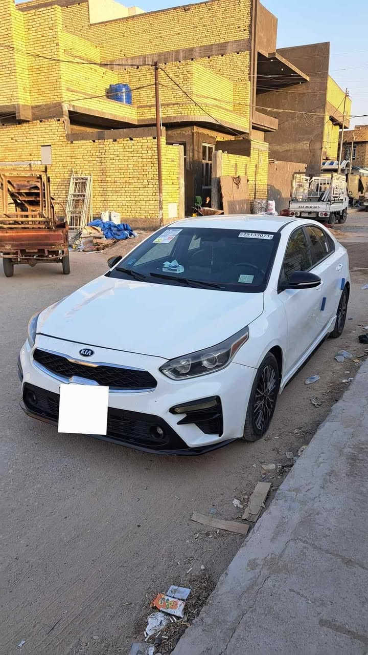 فورتي ٢٠ جي تي لاين 
حره مداور ثاني يوم 
رقم انكليزي 
جاهزه 
كير سي في تي 
مكينه ٢٠٠٠ دوش
تخم تاير 
مكان ناصريه مركز
السعر ١٣٠ وبيه مجال 
***********

نص مكتوب في الصور:
- علي العكيلي قبل 9 دقائق موديل ٢٠ حره مكينه ٢٠٠٠ جيتي لاين بدون فتحه قطعه وحده تبديل فقط
- ٢٠:١٢ كيا فورتي جي تي لا... en.bidfax.info 06/C5195701 BidFax.info
- BidFax انتقال Kia Forte Gt-Line 2020 White 2.0L ...in: 3KPF34AD9LE195781 free car قد تكون الصور محمية بموجب حقوق النشر. مزید من المعلومات تم الحفظ مشاركة BidFax Kia Forte Gt-Line 2020 ... BidFax Kia Forte Gt 2020 White ... محفوظة بحث اكتشاف
