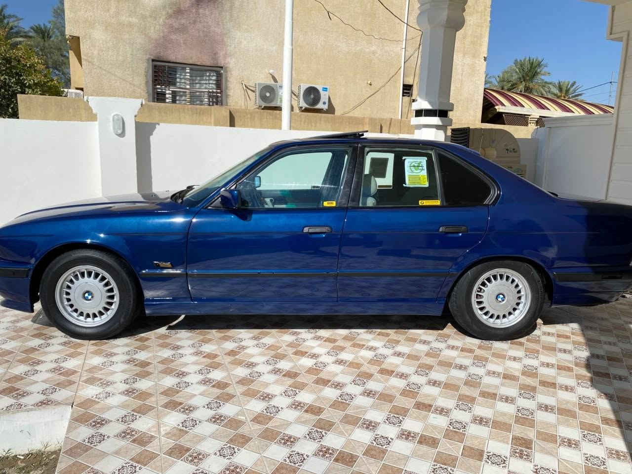 بي أم 525 بجم عريضه مديل 95السياره جاهزه من كلشي مكينه كير حداديه تخم تاير كله جديد تبريد ثلج مسجل سماعات دمام السياره مال بيت مال جناي أبد ما متعوبه مكاني نجف اي ستفسار اتصل وبخدمتك ***********

