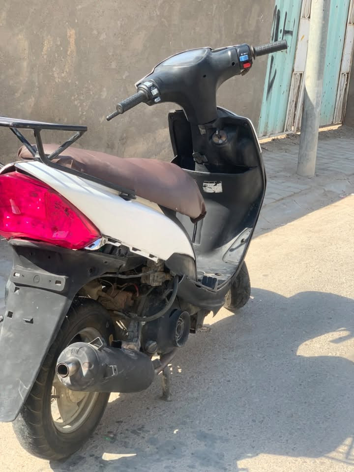 ماكس عدله
دراجه كامله من كلشي
مكينه ناااعمه ونضيفه
دراجه ماعايزه شي
تشتغل سلف هندر
كلوبات اشاير هورن كلشي شغال
صالنصه ودبلات ريااضي
شلعه تشك الكاع
ب500 وبيه مجال
 للتواصل ***********
***********واتساب 

او علق واراسلك
