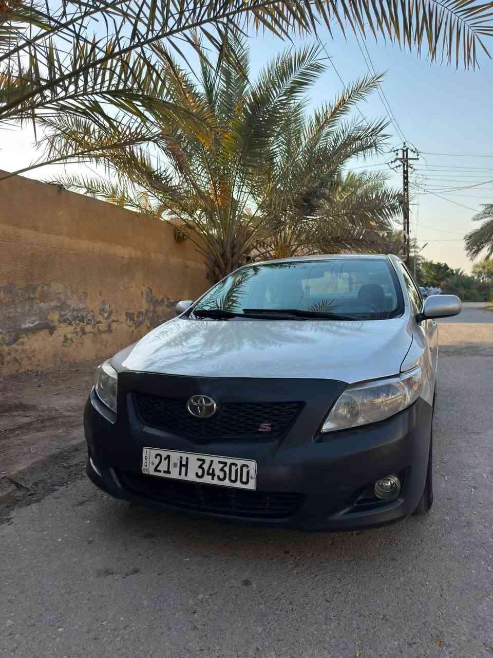 السلام عليكم 

كورلا خليجي موديل 2010 
السياره بيها 3 قطع صبغ بدون دواخل لغود شواصي تكم كفاله 
بيها مكينه خير من الله + عندي الكير بيه مشكله بسيطه وينزل سعر الكير من سعرها.. 
صدر امامي خلفي خير من الله 
رقم سليمانيه باسمي السياره سنويه للـ 30 شرط التحويل.

للاستفسار ***********
