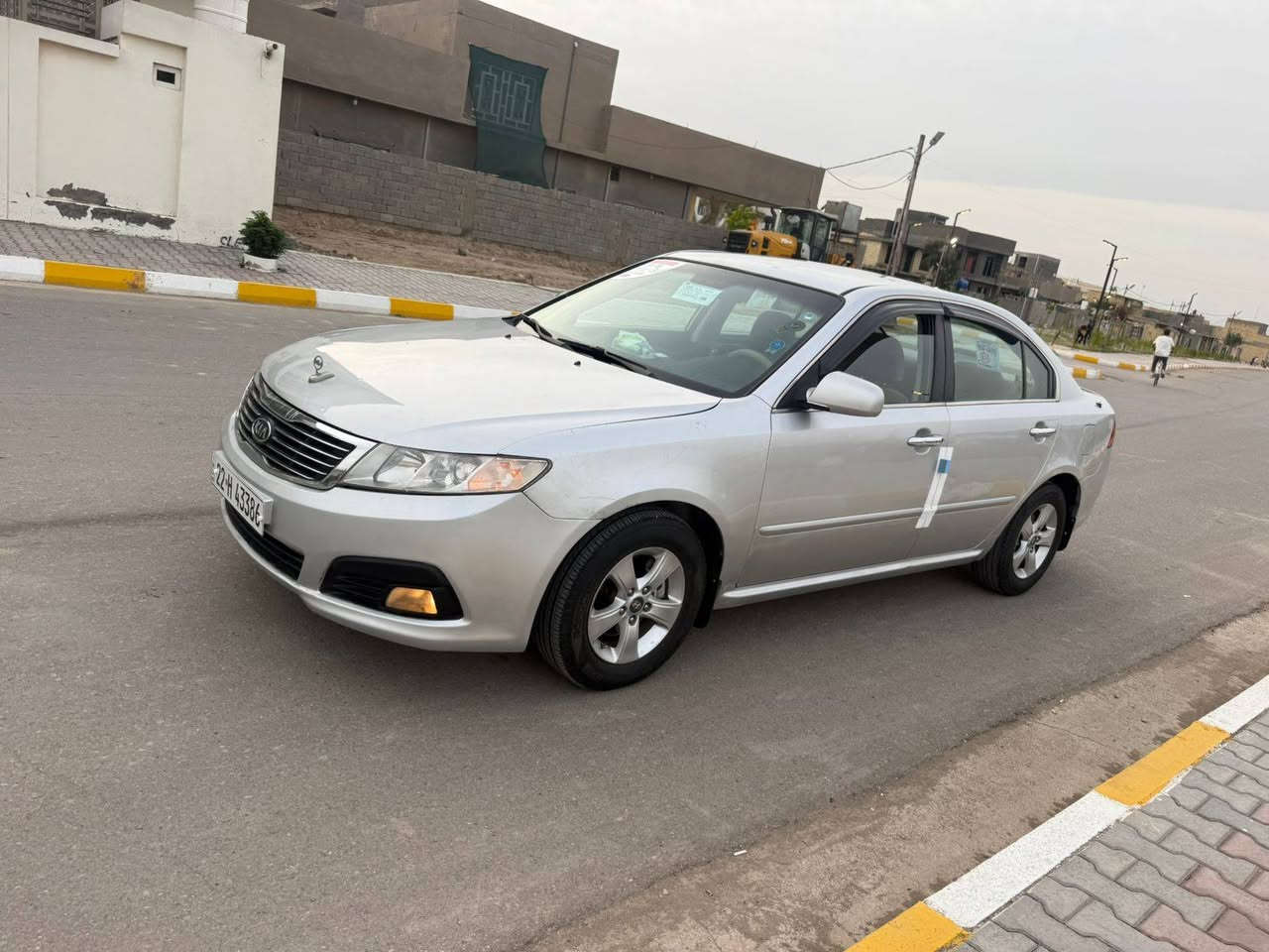 اوبتما خليجيه 
موديل 2009
السعر 93
بيها صبغ قطعتين ونص 
بدون دواخل 
رقم جديد وسنويه جديده وهزه جديده 
محرك كير تبريد حداديه كهربائيات مكفولات 
للاستفسار ***********
