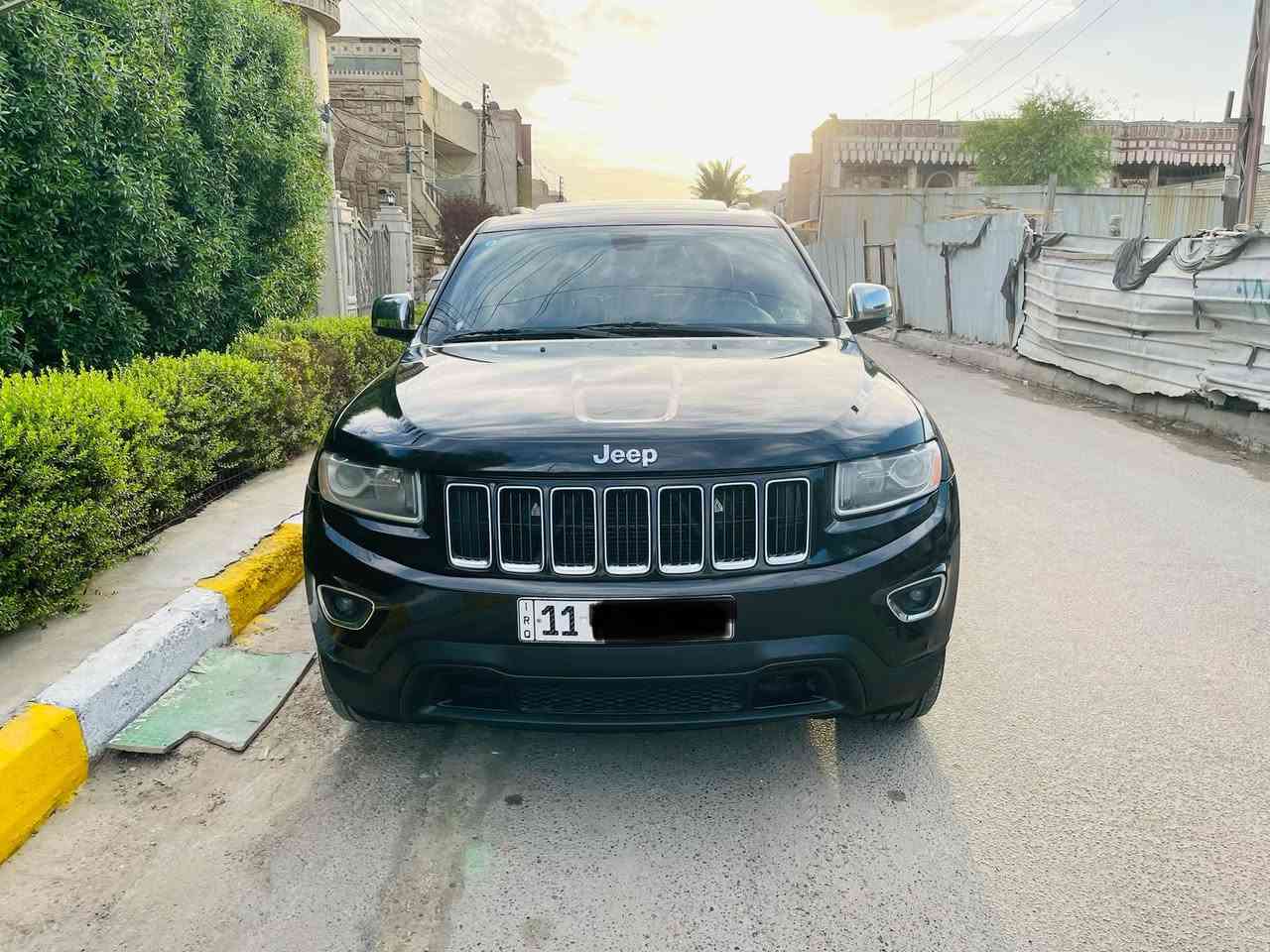 السلام عليكم للبيع جيب 2014  فول 1/1 رقم بغداد بسعر جدا مناسب للاستفسار المراسلة ع خاص او الاتصال ع هذا الرقم ***********

