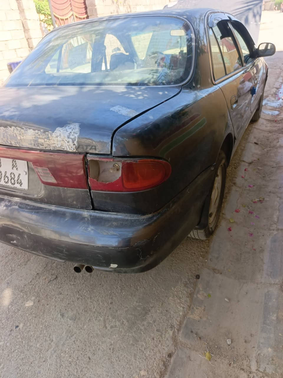 سوناتا 2 موديل 93 كير اوتو محرك جديد 1800 سنوية ساقطة صار 6 اشهر مضروبة صندوك بدون دواخل فقط قبق الصندوك بعده ما مصبوغ السعر 35 بيها مجال قليل حك الجية
***********

