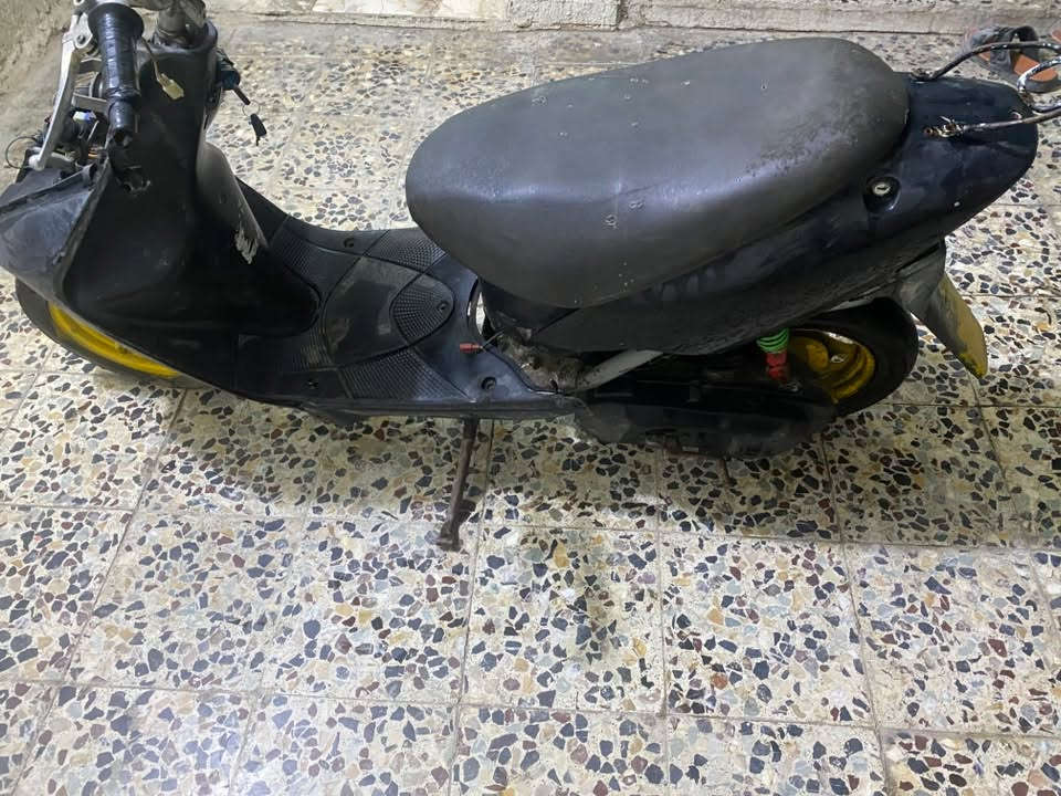 دراجه للبيع كوم حديد ابيع  ..طافيه 75 الف ***********

