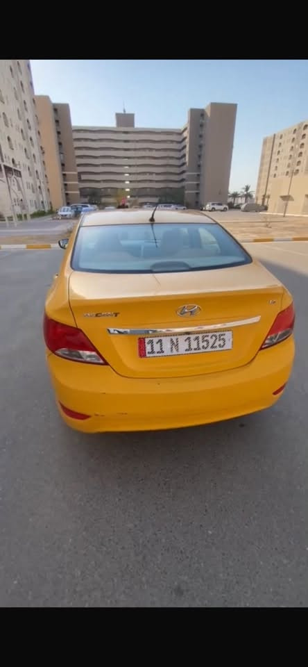سياره اكسنت موديل 2016 خليجي مكينه 1600  دوش 
سياره نظيفه ومرتبه مكفوله 
مكاني بسمايه ***********
 السعر 97$
