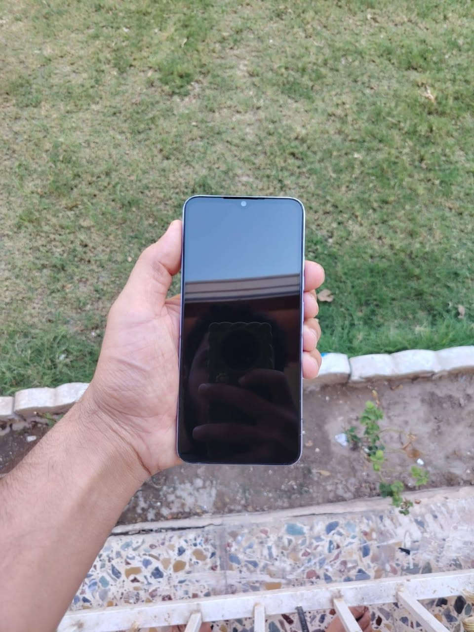 تكنو سبارك كو2023
ذاكرة 64
بطاريه 5000انسه الصرف 
جهاز شغال من كلشي 
مابي اي نقص 
صوت كامرات انترنت
بصمه وجه 
بصمه اصبع
للبيع او مراوس حسب القناعه 
***********

نص مكتوب في الصور:
- هاتفي
- UIOS
- Based on Android
- V12.0.0
- اسم الجهاز
- TECNO SPARK Go
- 2023
- الطراز
- TECNO BF7
- إصدار Android
- 12
- وحدة المعالجة المركزية
- Helio A22
- الكاميرا الأمامية
- 5M
- الكاميرا الخلفية
- 13M DUAL
- Camera
- RAM
- 4.00 GB
- + 1.00 GB
- 3 GB قابلة للتوسيع
- ROM
- 64.00 GB
- البطارية
- 5000mAh
- الشاشة
- 720X1612