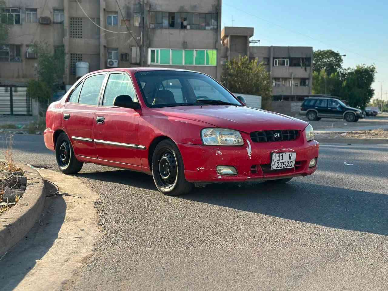 هونداي فيرنا 2002
السيارة امريكي نضيفه مكينه 2000 تبريد شغال كير و مكينه خير من الله كير اوتماتيك كهربائيات كاملة جام كهربائي اربع ابواب باسمي و ما عليها اي غارامات السيارة مصبوغة عام اثر جراد ما بيها اي دواخل مكان السيارة حي الاعلام و السعر 55 السيارة جاهزة 
***********
