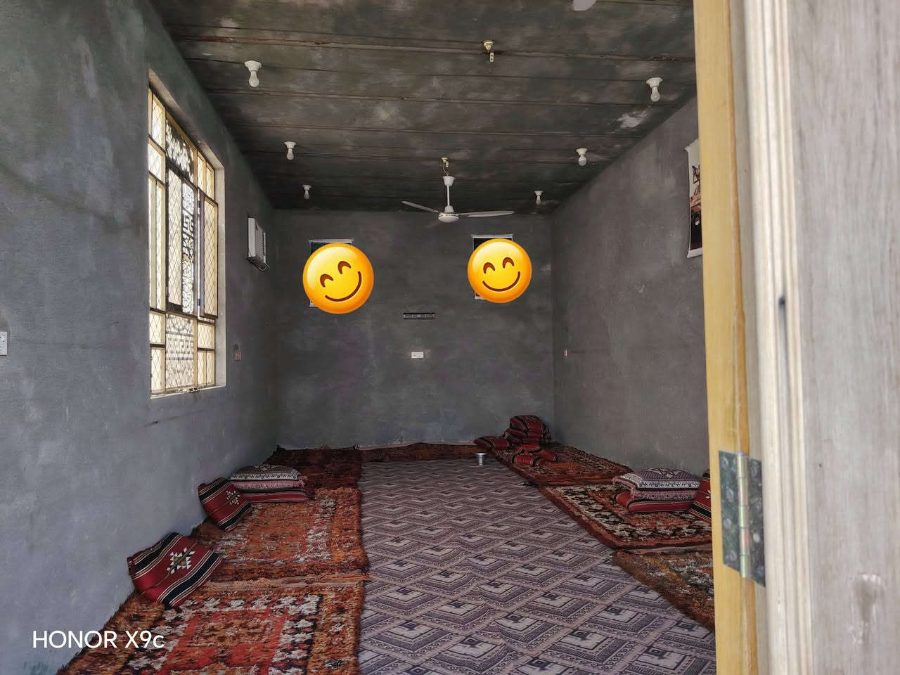 بيت زراعي لبيع العنوان الرميثة ال عبد الحسين بيت مثل ماموضح بصورة باقي بس بورق وسيراميك جاهز
***********
