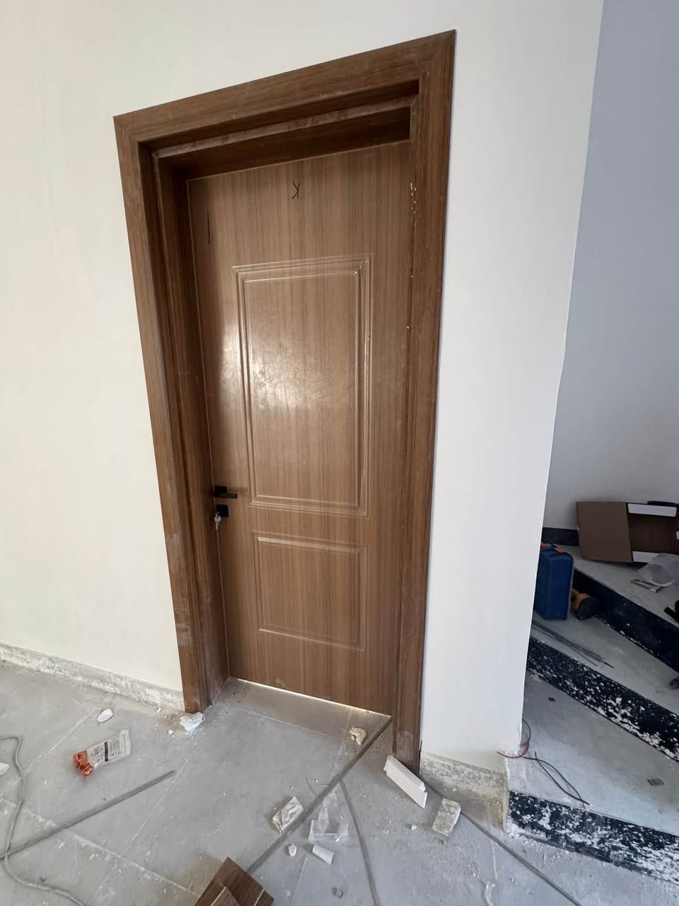 متوفر ابواب 
تركيه
عرقيه
وصينيه

متوفر جميع الالوان والقياسات مع النقل والتثبيت 

للستفسار ***********
