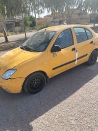 طيبه موديل 2015 رقم بغداد انكليزي.بااسمي السياره قطرة صبغ مافيها يعني ...
