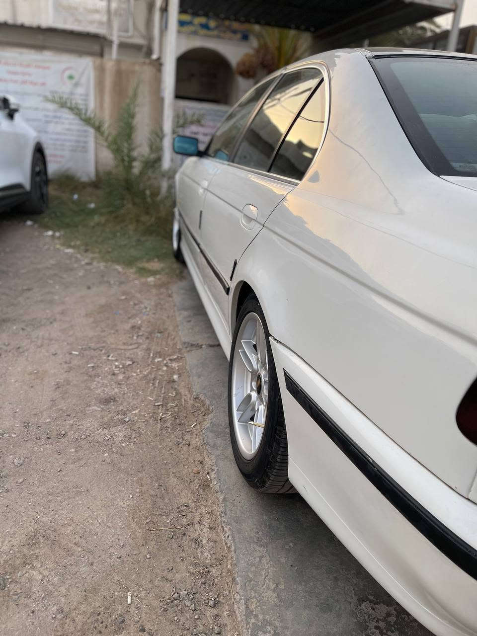 السلام عليكم
صقر موديل 97 وارد يابان 
باسمي تريد تحول تريد وكاله 
سنويه 2030
 1: غرامات صفر بدون اي غرامه واكفل هذه الشي 
السياره جاهزه 
 2: كير ومحرك مكفولات شرط جدد 
 3: ضفيره من الرقم للرقم بدون جطل لو زلغ سياره بلادييه 
 4: شواصي ولغود وتكم مكفوله بدون دكه جاكوج
 5: كاردن وشيال كاردن جدد ومصفرات عل حهاز يم ابو الكاردنات
6: اكسل حلو رون ناصي 
 7: تبريد ثلج منضومه جديده كامله 
 8: منضومه تبريد المحرك جوينات ولف حماوه وراديتر ومي زيتي فيبي كله جديد 
 9: منضومه البانزين كللله جديده مسطره وبلكات ونوزلات 10: ومجاول جدد وفلتر بانزين وفيتبم كاربيد ضمانه 4 سنوات
 11: دايفرام اصلي جديد مايله 
12: ايرفلو مال حاويه جديد 
13: رولات تخم كامل جديد 
14: قوايش جدد مال محرك ومال تبريد 
15: منضومه زنون عالي وسوار لايت 
16:مازدات m اصلي مال حاويه بلادي زنون ابو المحوله 
17: تايرات جدد تخم مشلن 
18: شاشه اندرويد اخر اصدار وتفتح كل البرامج 
19: عمبار بريك جديد ودسكات جدد تخم اربعه 
20: فلنحات مصفره لا رجفه ولا ركلة
21: حساس كرنك +حساسات كامشفت +فيشة تي بي اس كلهن جدد حاويه  
السياره مال جناي وصارله عندي 3 سنوات بشرط دهن السياره كله كاسترول اصلي ب 120 الف التبديله 
سبب البيع ضرف طارء 
****ملاحضه تجي تشوف السياره اذا مو مثل كلامي اخسرلك كل كراويك وحته فلوس غداك 

السعر  78
مكان السياره بغداد الدورة 
***********
متواجد واتساب
