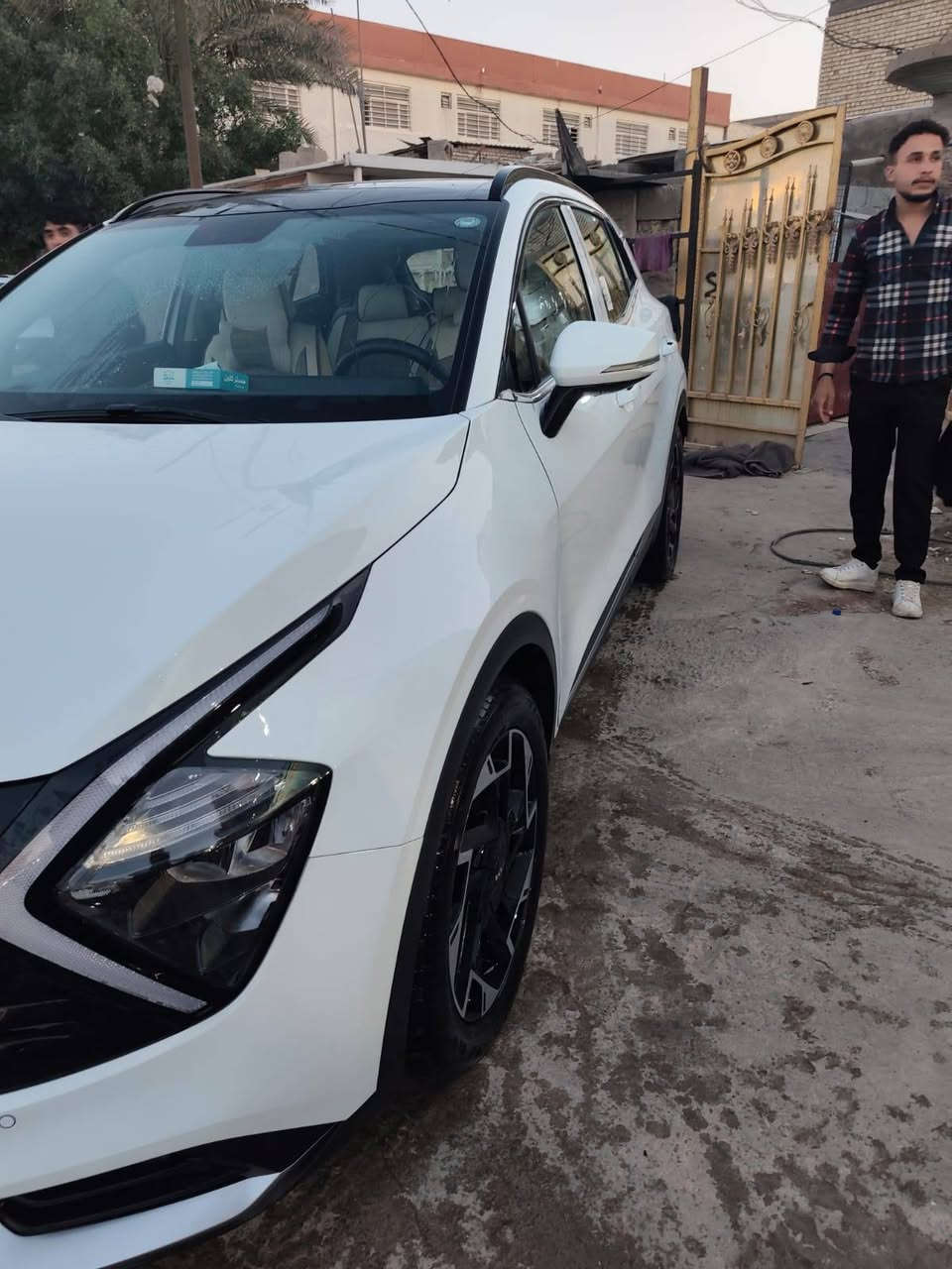 سبورتج خليجي موديل  2025
مكينه 2000 دوش 

مكفوله من الصبغ و البارد والضربه

شفتات 

فتحه سقف 

ماشيه 16 الف 

كشن تدفئه ستيرن تدفئه 

تبريد منفصل امامي 

تبريد قطعتين

رقم اربيل بسمي

العنوان بغداد الكماليه 

صاحب السيارة ابو موسى 

+***********

السعر 230 وبيها مجال قليل

