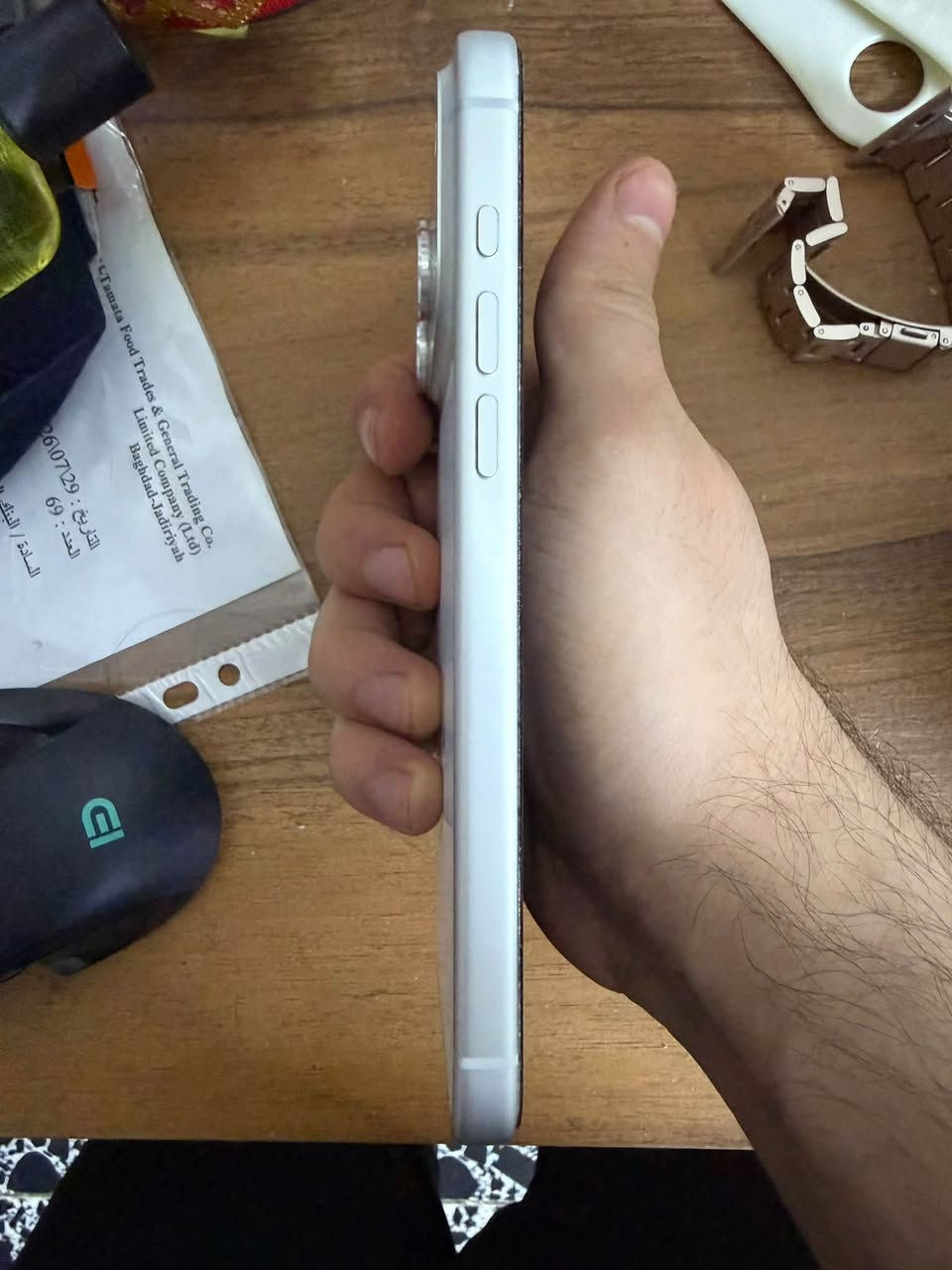 السلام وعليكم شباب ايفون 17 pro max لون سلفر شريحه الكترونيه ذاكره 256  نضافه  الجهاز 100%  بطاريه 99%
 السعر 1,680,000 وبي مجال بسيط التواصل خاص
***********
مكاني بغداد شارع فلسطين

نص مكتوب في الصور:
- 12:59 69 Battery Health Battery Health Normal This iPhone battery is performing as expected. About Battery & Warranty... Maximum Capacity 99% This is a measure of battery capacity relative to when it was new. Lower capacity may result in fewer hours of usage between charges. Cycle Count 143 This is the number of times iPhone has used your battery's capacity. Learn more... Manufacture Date October 2025 First Use November 2025