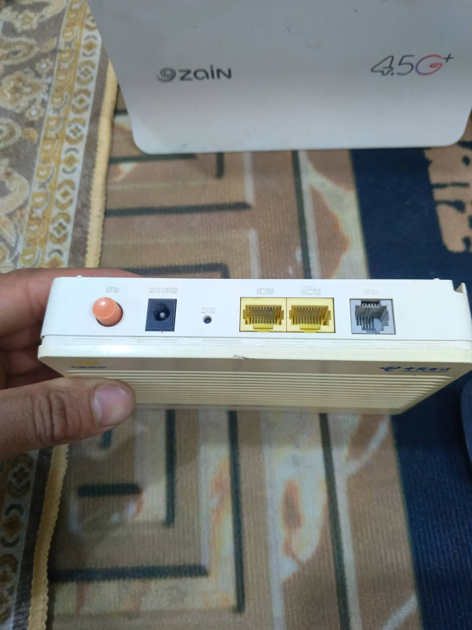 اغراض راوتر • خدمة راوتر • واتساب