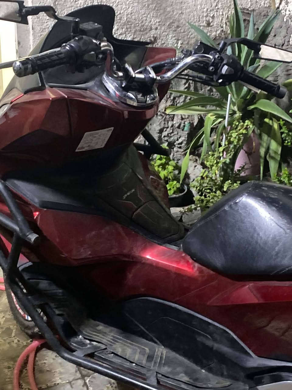 جيل الرابع  نضيفه مكينه كهربات كله شغال  حساس ازدحام  مانع نزلاق شغال نقص التريشه فقط للاستفسار ***********سعره ب16بيه مجال  مكاني كربلاء حي العامل
