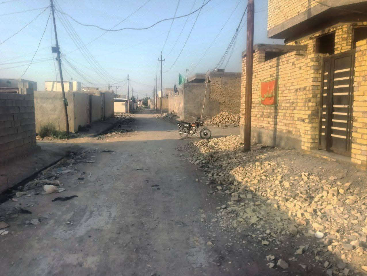 السلام عليكم بيت زراعي مساحه 100 متر صب رفت ارضي بناء طابوك صب سقف بيت هيكل البيت يحتوي على
السلام عليكم بيت زراعي مساحه 100 متر صب رفت ارضي بناء طابوك صب سقف بيت هيكل البيت يحتوي على 
غرفه عدد 2 وحده فوك وحده جوه 
+  منور عدد،2 داخلي 
+  حمام داخلي 
+ صاله
 + مطبخ
 + ستقبال 
+ حمام خارجي 
جميع الخدمات متوفر 
البيت كامل كهرباء ومجاري عوزه شغل دواخل تريده هيج او تريده كامل حسب التفاق
الموقع بصف شارع زمن
 شارع اسامه مقابيل بيت اسامه القديم 
للستفسار التصال على الرقم التالي 

‏‪***********‬‏

موجود قطع زراعي وطابو 
وبيوت زراعي وطابو 
+ كرستا وعمل اسلمك مفتاح
+ ترميم
