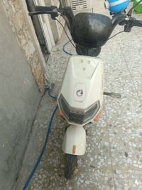 دراجة شحن لبيع سعر 250 بيها مجال تواصل واتساب رقم 07765894927