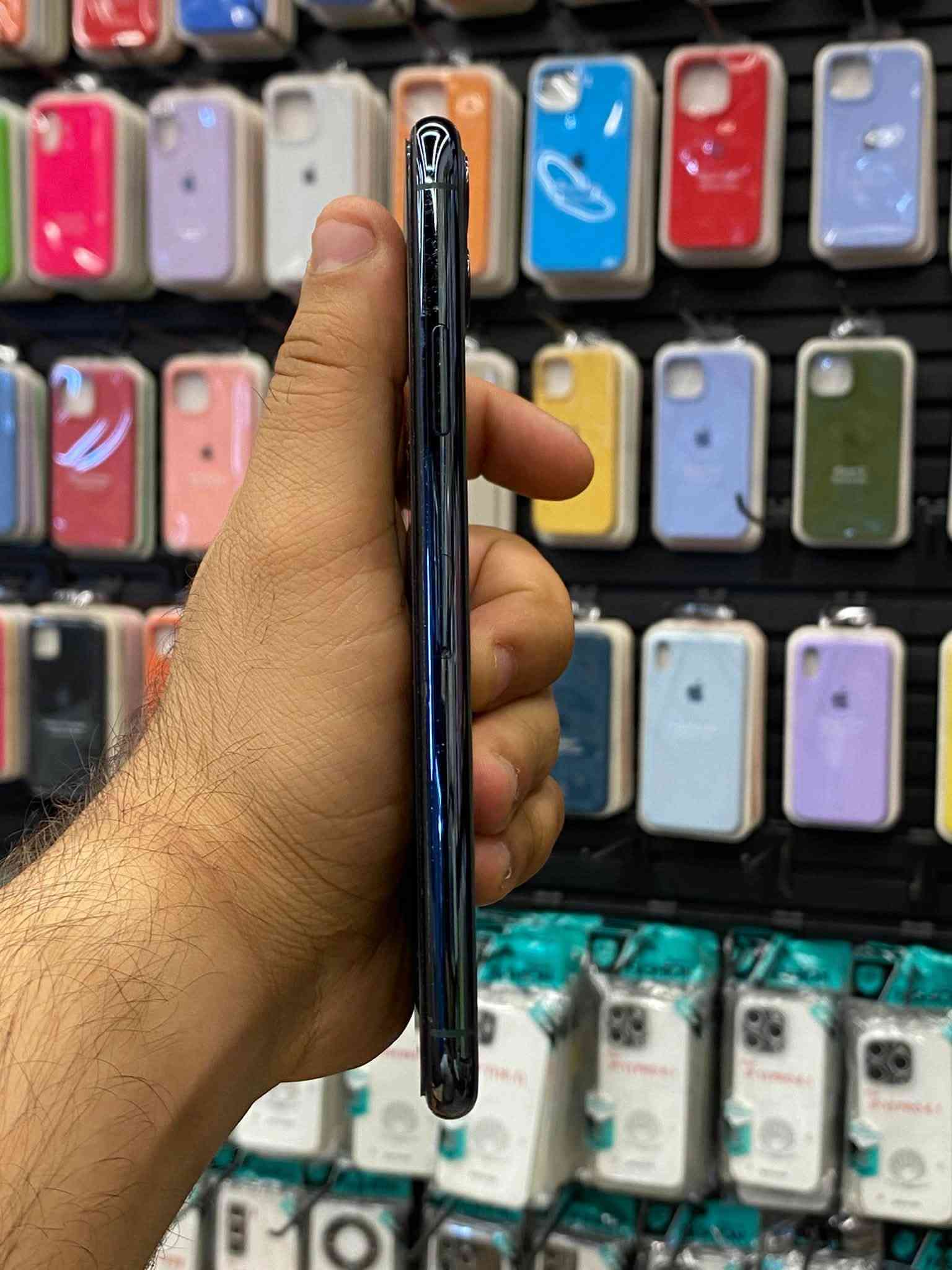 آيفون ١١ برو ماكس • ٦٤ جيجا • اسود