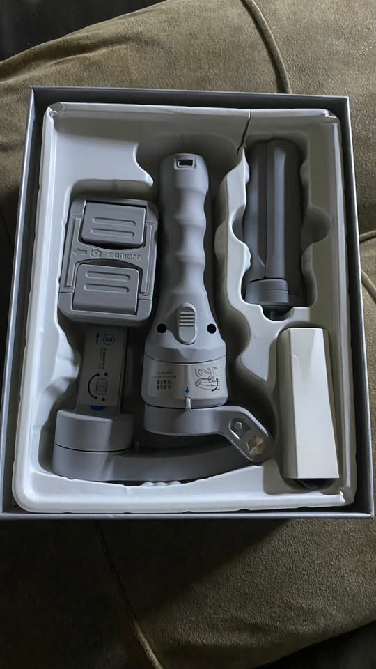 السلام عليكم كمبل جديد غير مستخدم فقط فتحته وشفته من شركة ويوو حاله حال ال dji وبي شغلات اقوى هم حط سعرك للتواصل واتساب ***********
