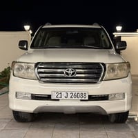 لاندكروزر • ٢٠١١ • كفالة عاملة