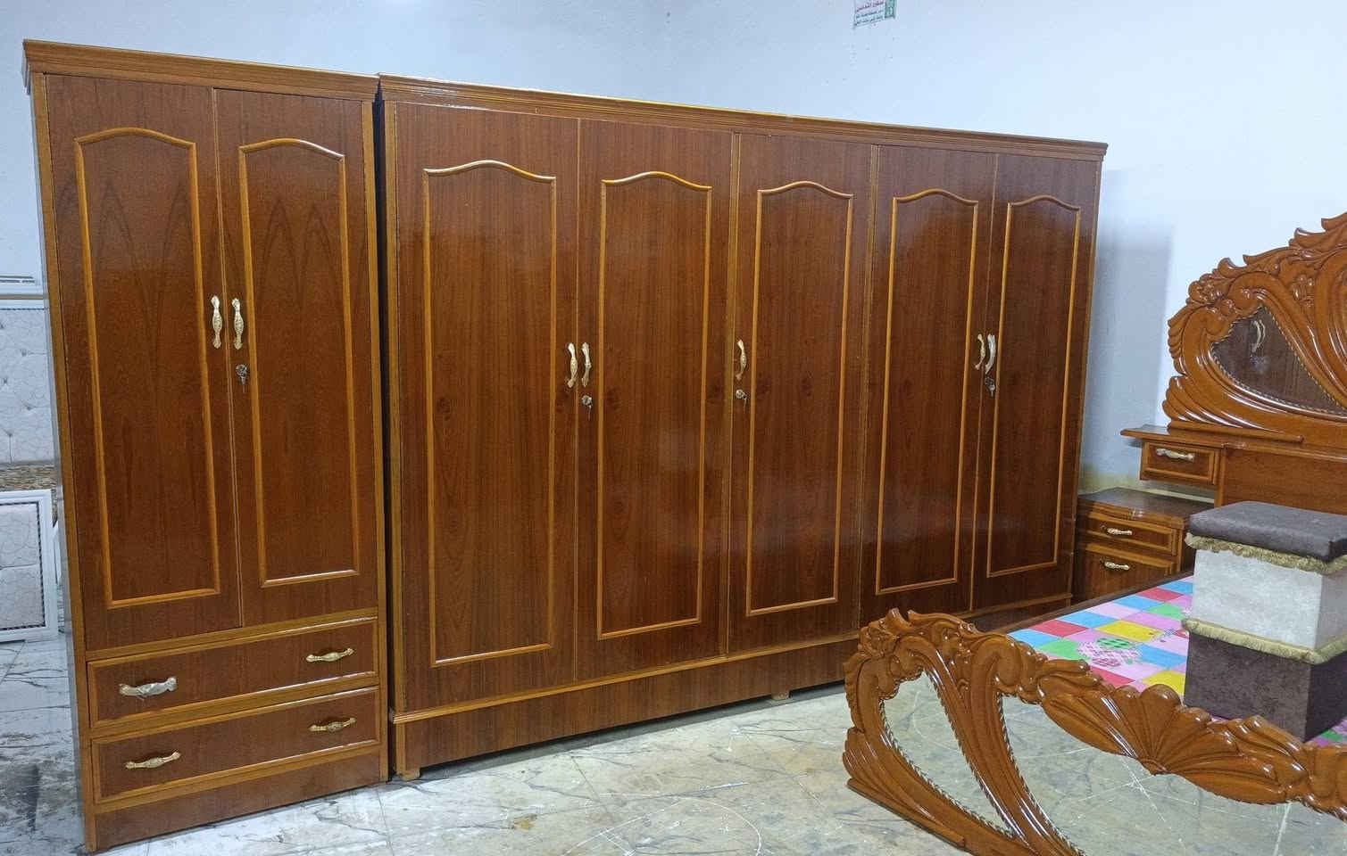غرفة نوم مستعمل
العنوان تلعفر قرب جامع النور
***********
***********
