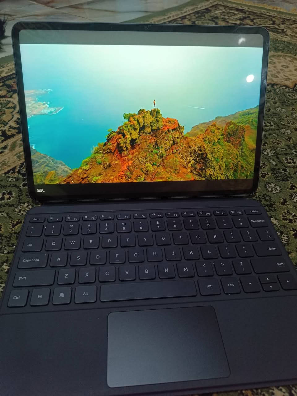 ‏Mi pad 6s pro
‏باد غني عن التعريف مواصفاته ::
‏الذاكرة الداخلية: 512GB
‏الشاشة: 12.4 بوصة 3K بمعدل تحديث 144Hz
‏المعالج: Snapdragon 8 Gen 2
‏البطارية: 10000mAh
‏الكاميرا الخلفية: 50MP
‏الكاميرا الأمامية: 32MP
‏نظام صوت 6 سماعات ستريو مع Dolby Atmos
‏يدعم القلم والكيبورد الأصلي.
‏الايباد نضافة أكثر من 95% ما مفتوح نهائيا 
‏ملحقات الجهاز : شاحن 120w + كيبورد الاصلي شتريته من شاومي ب 120 الف 
‏مكان الناصرية / الاسكان الصناعي 
‏سعره 550 وبي مجال 
‏للتواصل//***********
‏او مراسلة وتساب
‏
