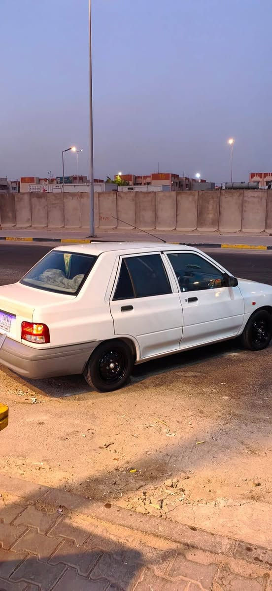 سايبا مديل 22سيارة مكفولة ضربة وصبغ مكينة حدادة تخم تاير جديد سياره جاهزة للخير رايدهة 53عنواني ابو لخصيب حمدان للستفسار تصال *********** البصرة, العراق
