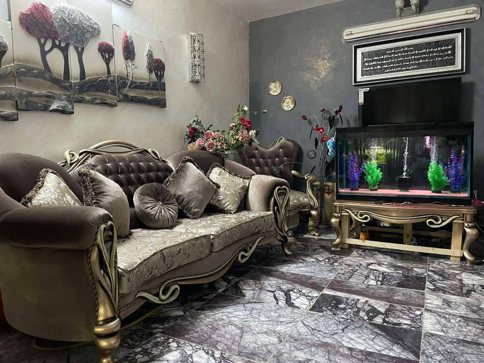 سلام عليكم عندي تخم للبيع مأخذي ب 28 ورقه ونريده ب 12ورقه وبي مجال 
للاستفسار التواصل ع الرقم  
+964 771 181 0717
