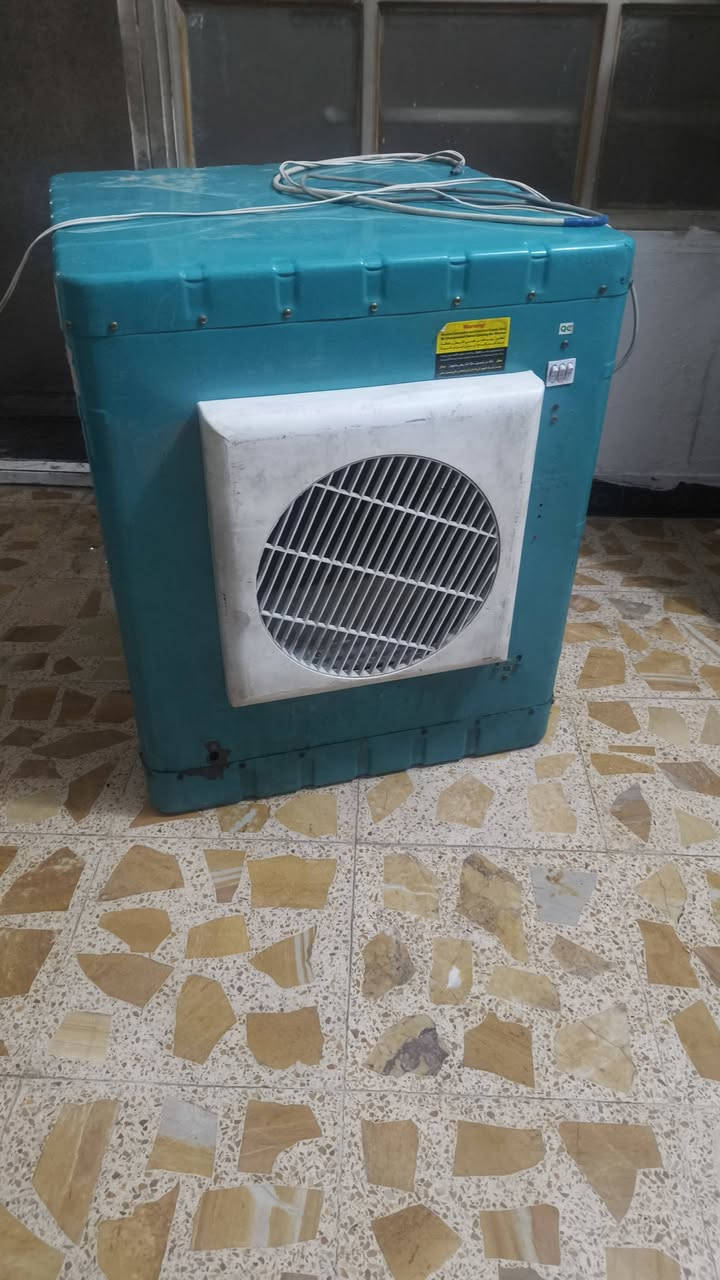 للبيع اخو جديد كلش نضيفات مبرده نوع برفاب الباب الاول بروده تخبل 175 حجم جبير و ثلاجه 200 وبيها مجال قليل و ميز 45 مكاني مشتل ***********
