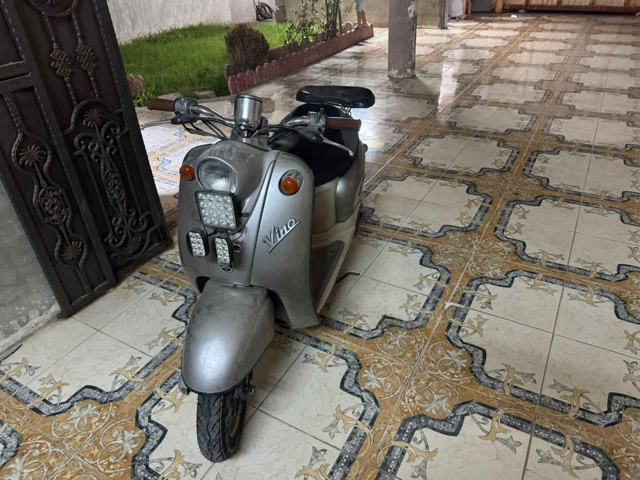 ماطور عبد الحليم للبيع نضافة موضحه بصور كهربائيات شغالة محرك ما مفتوح  سعره 400 (مكلف بنشر للاستفسار  *********** )
