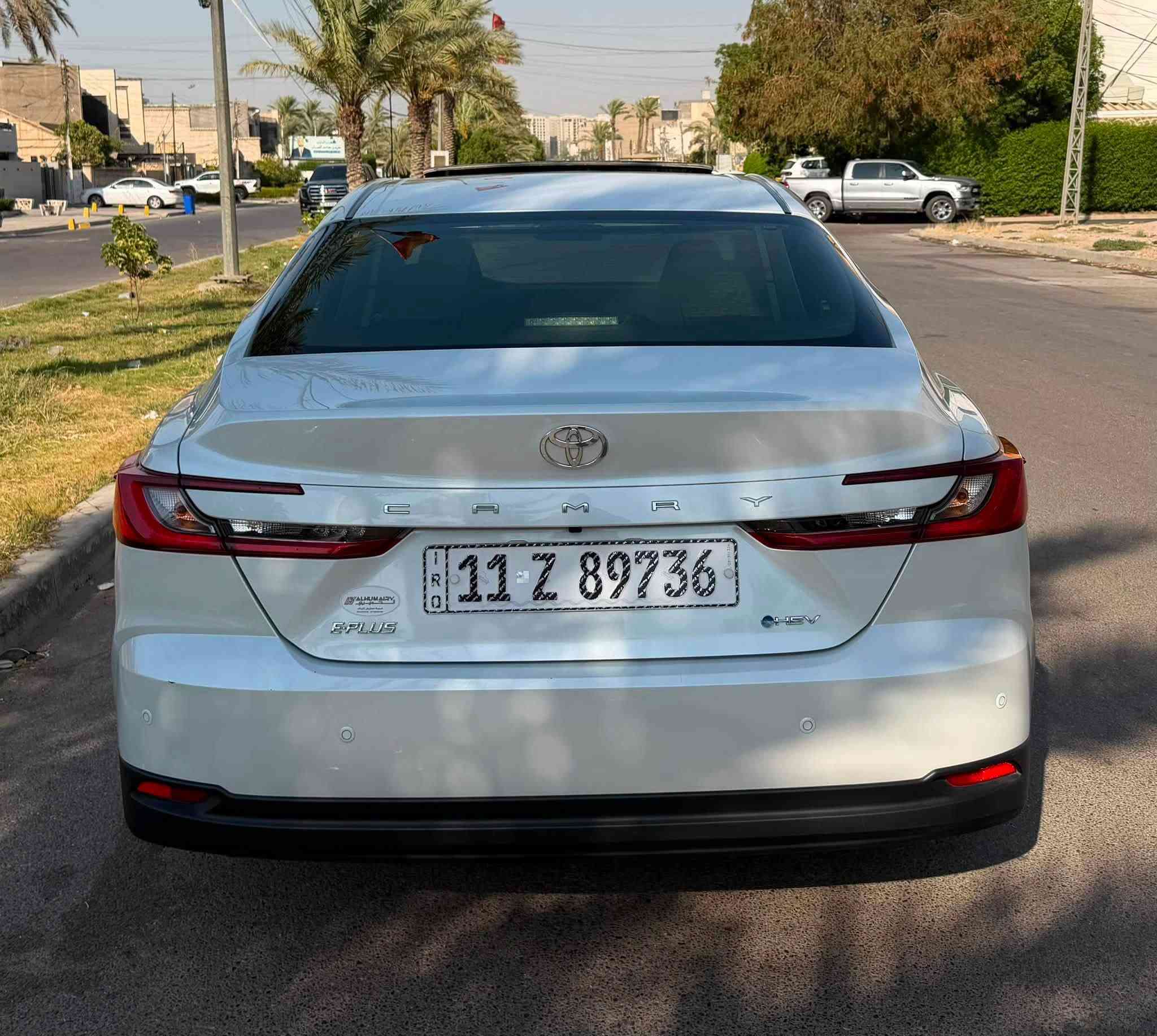 السلام عليكم 
للبيع تيوتا كامري 2025 وكاله عبد اللطيف ياباني مكفوله من البارد والصبغ والتبديل ماشيه 58 جديده السياره مواصفات e-plus سلايد وكرسي كهرباء وبرده خلفيه رقم بغداد باسمي مكاني بغداد السيديه للاستفسار اكثر اتصل ***********
