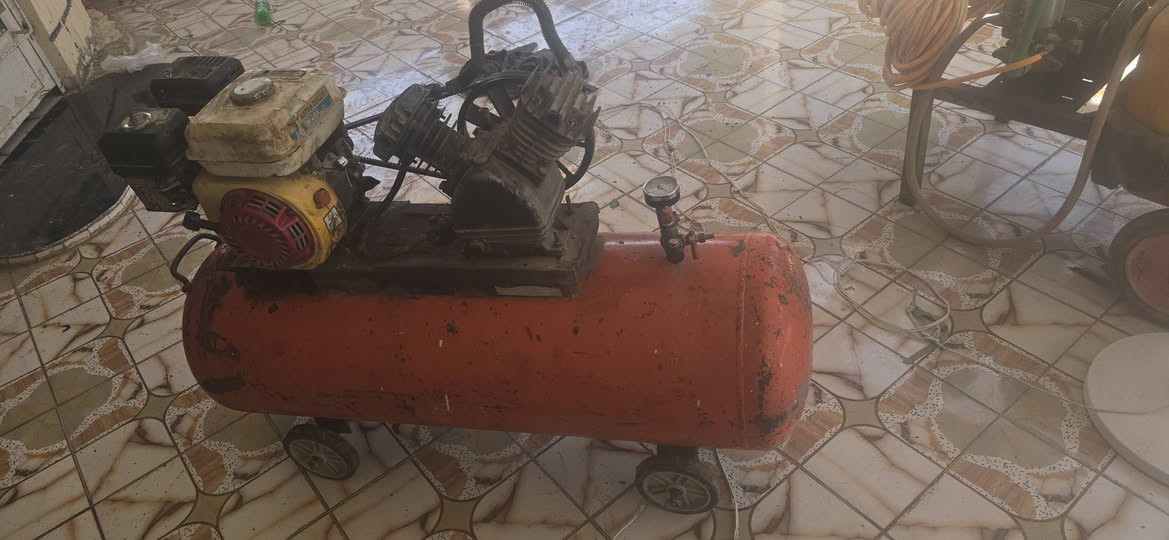 كنبريسرات للبيع الشراي يجي خاص او ينتصل عله الرقم ***********العنوان حله السعر انتصل وتدلل
