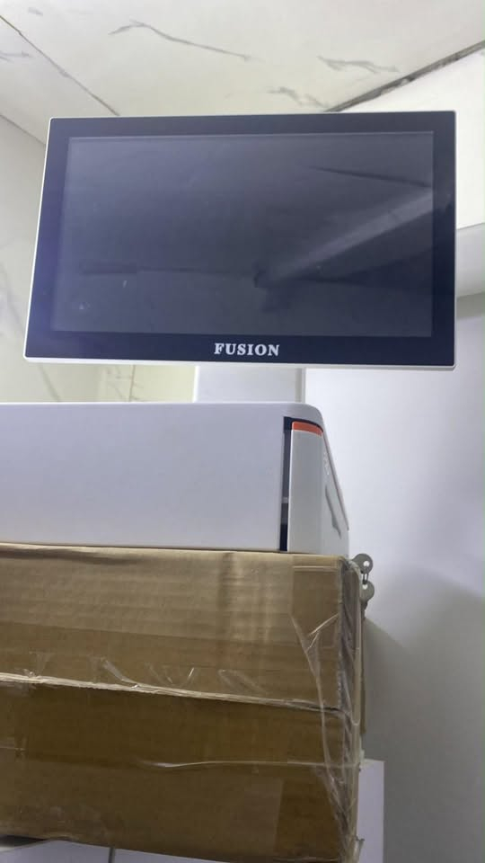 للبيع جهاز كاشير كامل FUSION POS

جهاز كاشير FUSION بشاشة لمس، مناسب للمطاعم، الكافيهات، المحلات والسوبرماركت.

• شاشة لمس FUSION
• جهاز POS / كاشير
• درج كاش مع مفتاح
• طابعة ريسيت صغيرة لطباعة الفواتير
• استعمال أسبوع واحد فقط – شبه جديد
• بحالة ممتازة جداً

البيع بسبب عدم الحاجة إليه.

للسعر والتفاصيل مراسلتي على واتس اب (***********)
