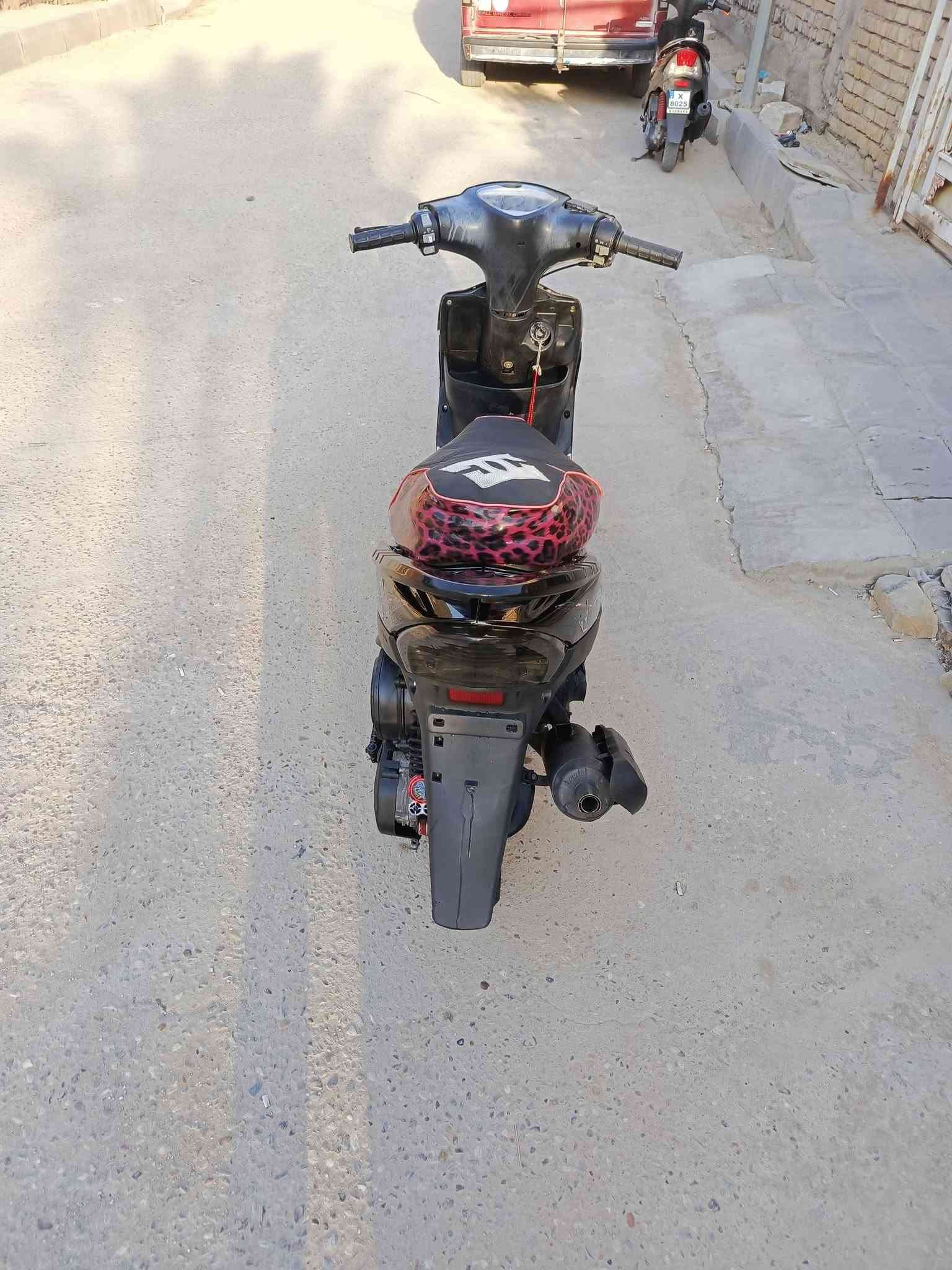 ماكس عدله جاهزه وكامله كله شغال سلف هندر كهربأيات شلعه ومشي ونعومه سعر 550 وبيه مجال دراجه كلش حلوه مكاني ناصريه مركز حي تضحيه رقم الهاتف *********** بيه واتساب الشراي يتصل ويدلل
