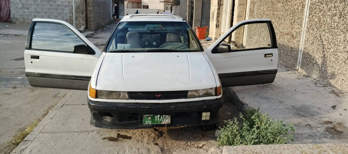 مستبوشي تك باب موديل 1991 محرك ابروتون يحتاجلو طخم رنكات والكير شرط 
السياره ينردلها مصرف تعديل وطخم تعبان التايرت جدد ماصارهم شي من انشدو 
السعر 10 ورقات وبيها مجال للطيبين 
شرط التحويل وكاله مااكو بس تحويل 
للتوصل ***********
