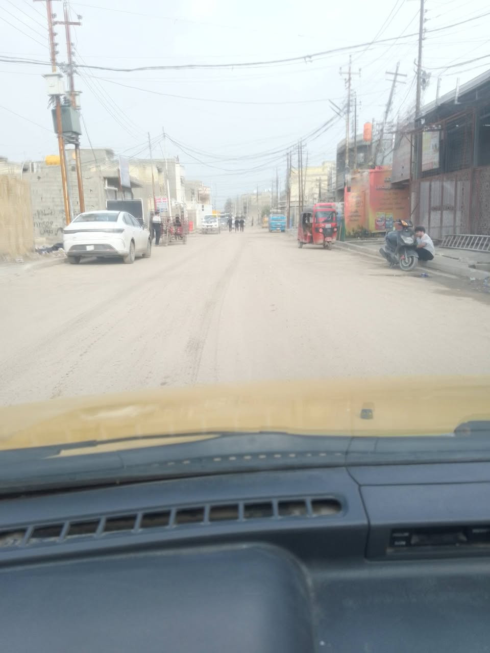 ارض للبيع مبنيه رفت كامل مجاري مي واصله كامله 50 متر بصف الشارع العريض *********** طابوزراعي سند 25
