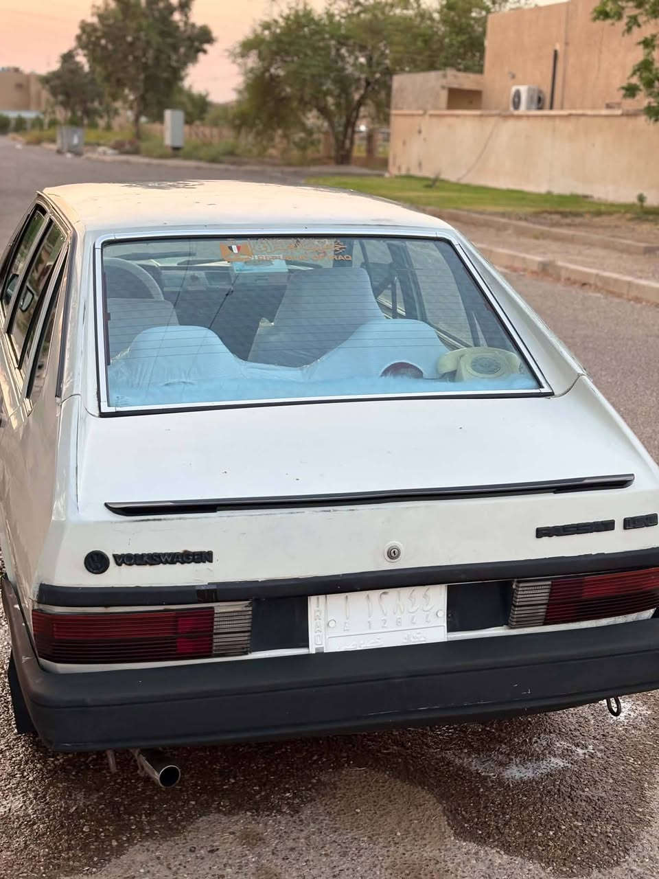 برازيلي موديل 1986 بيهه رشه بسيطه على البنيد والباقيي بلاد تبريد ميشتغل مكينه كير بلاد 4كير مكانهه الرمادي رقم بغداد السياره  ***********
