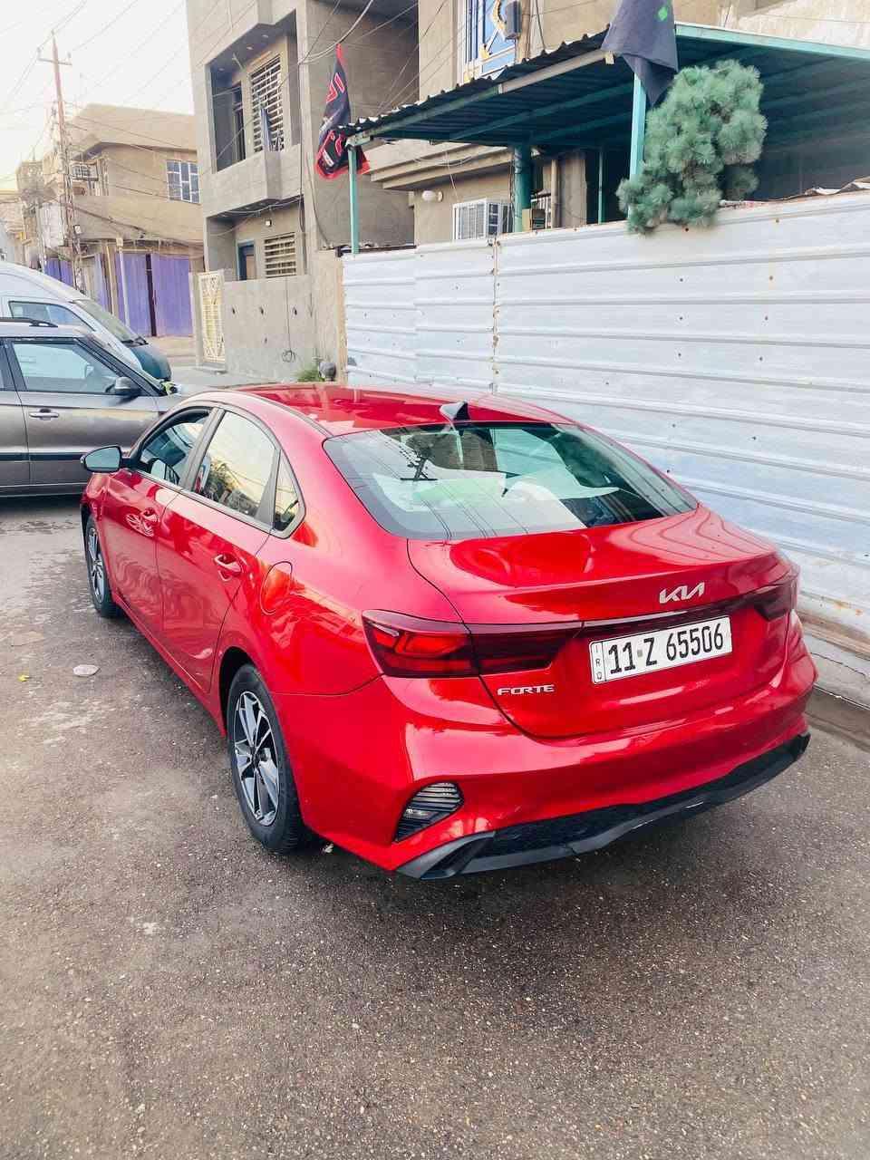 السلام عليكم للبيع موديل 24 سياره وارد امريكي السونار موجود وكل شي موضح السعر 145 مجالها بسيط مكاني بغداد ***********
