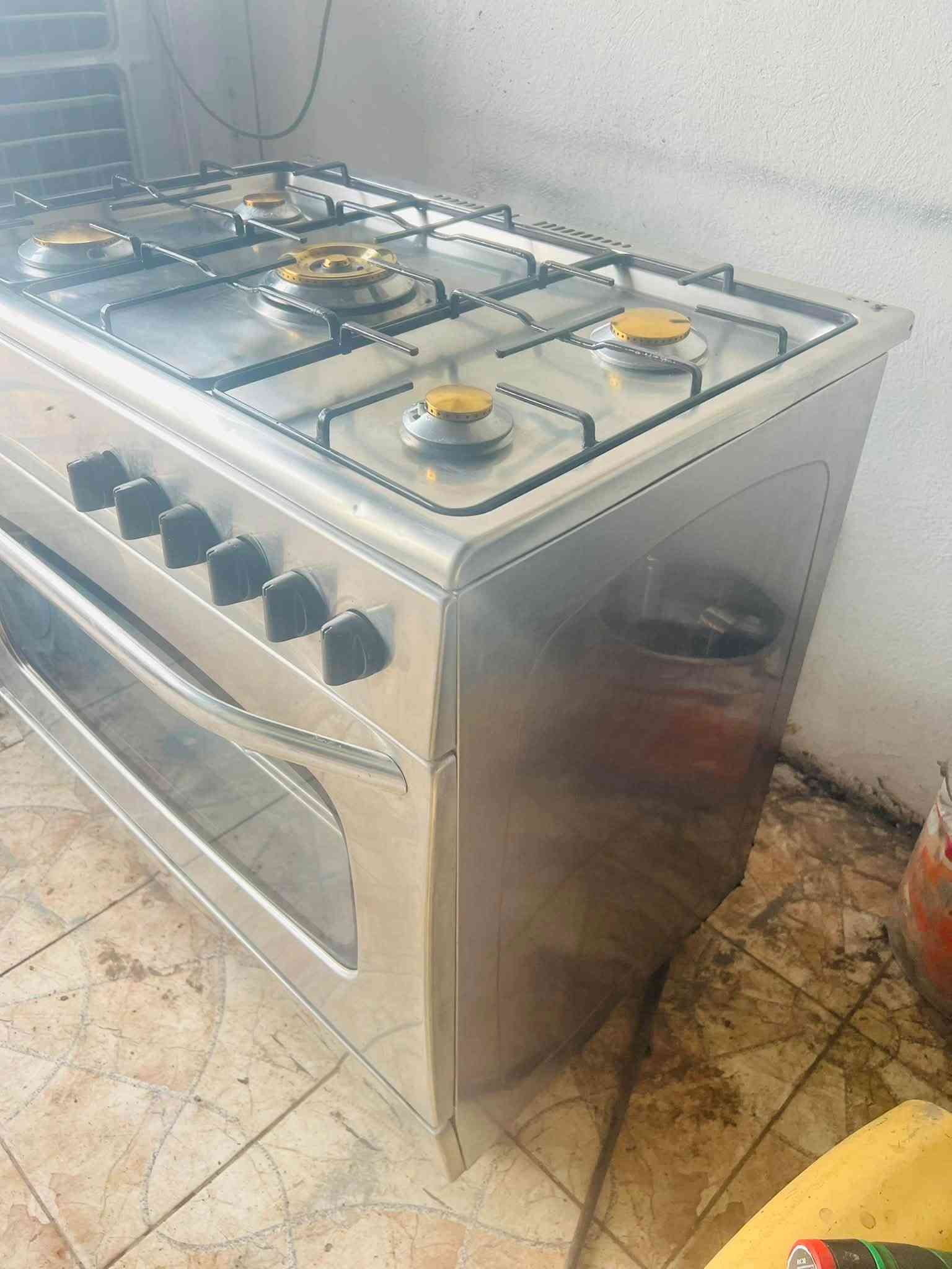 طباخ ايديال • ٥ عيون • استخدام قليل
