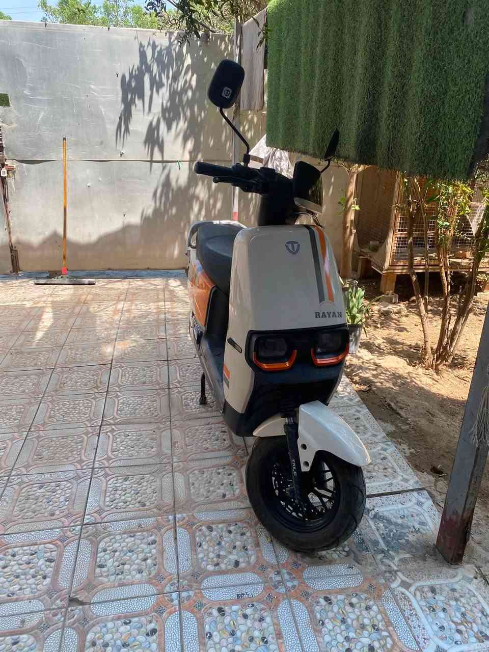 490
باتريتها بيهن نفخص
مكاني غزاليه
‭***********‬
