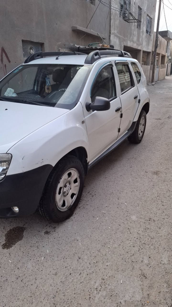 رينو داستر م.١٧ بيضه مكفوله عدا شخوط بسيطه بسمي رقم بغداد رقمي *********** مكاني بغداد.الدوره شاشه كامره خلفيه
السعر ٧٥$
