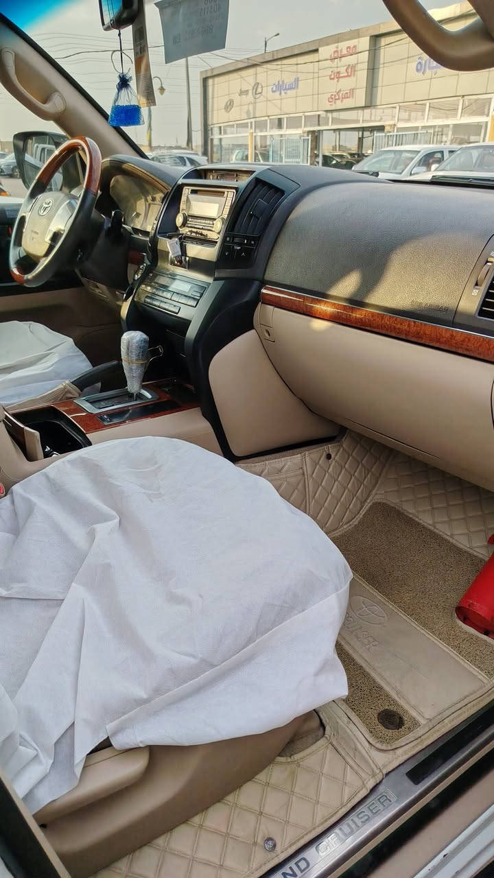 لاندكروز بريم • ٢٠١٣ • رقم بغداد
