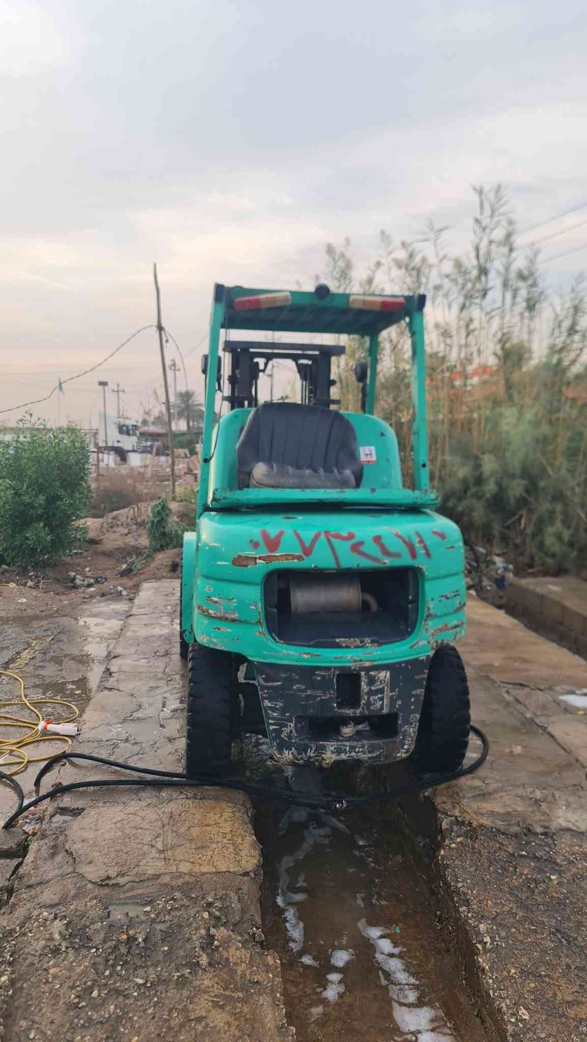 شوكية ميتسوبيشي • موديل ٢٠٠٢ • جاهزة شغل