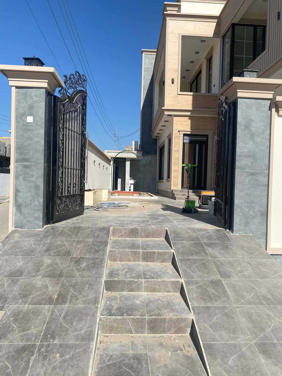 شغل قبل تنضيف نتضرو بعد تنضيف شركة ابو يمان لتنضيف المنازل ومطاعم وكلشي النتصال عل رقم وبي واتساب ***********
