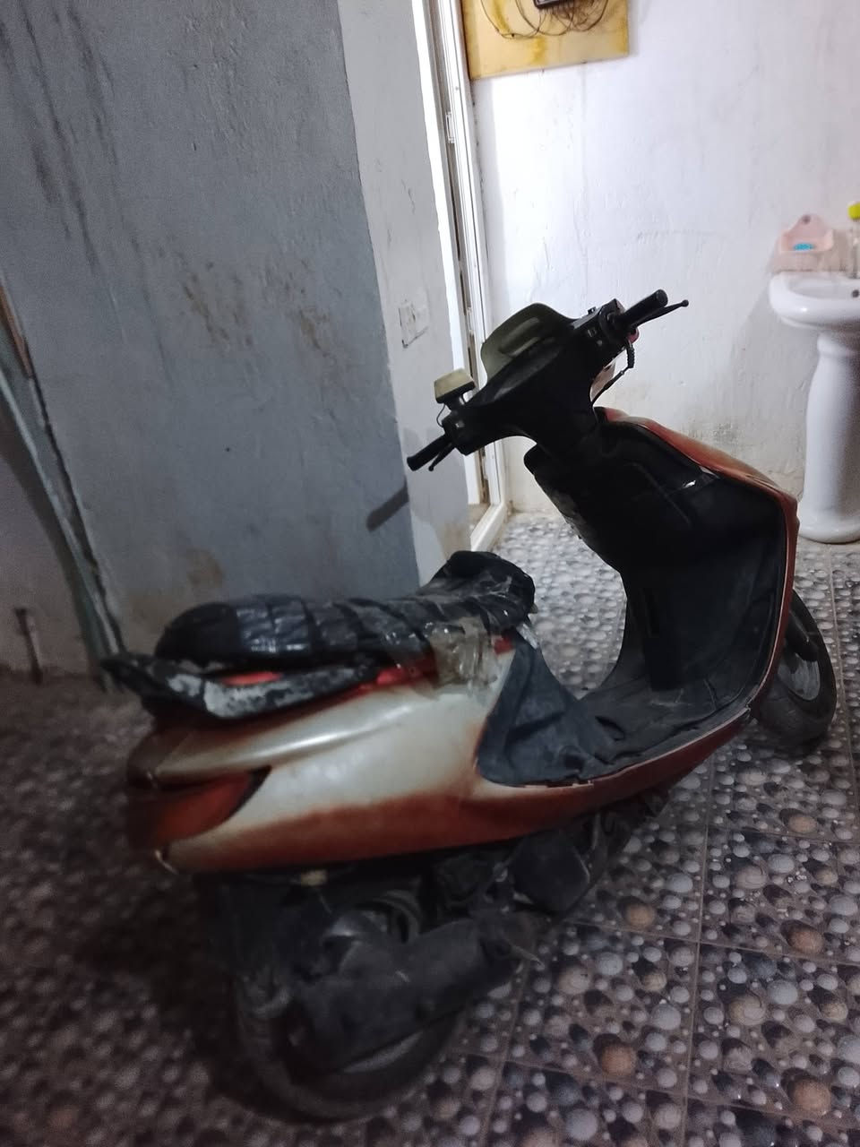 سلام عليكم دراجه البيع فورتي خير من الله نقص باتري تخم تاير جديد مال شغل خير من الله مكان بعقوبة التحرير سعر 200 بيه مجل حك جيه شراي يتصل على الرقم الموجود على فيس ***********
