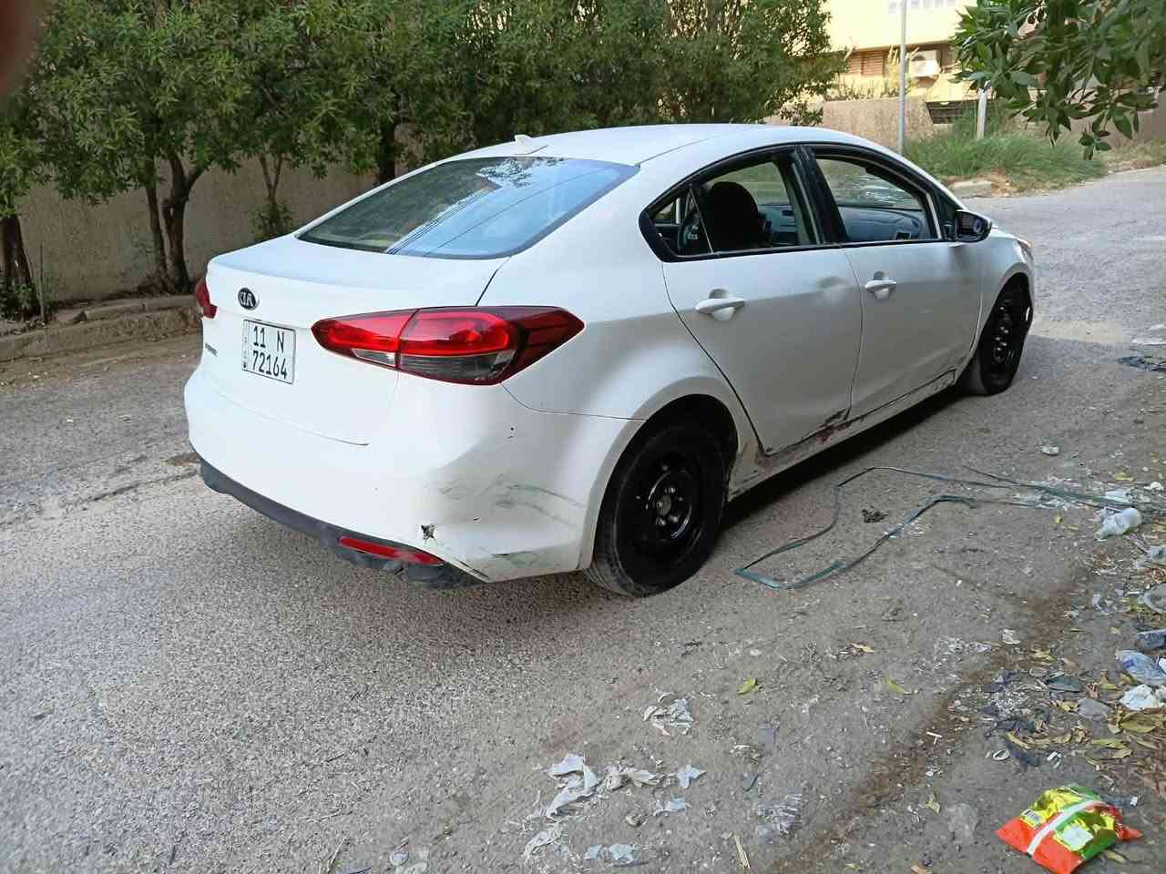 سلام عليكم للبيع كيا فورتي
رقم بغداد النكليزي 
2018 بغداد تحويل مباشر
السعر 72 وبيها مجال  
ابيع ع حادثه شغاله وتمشي واللاستفسار 
***********
