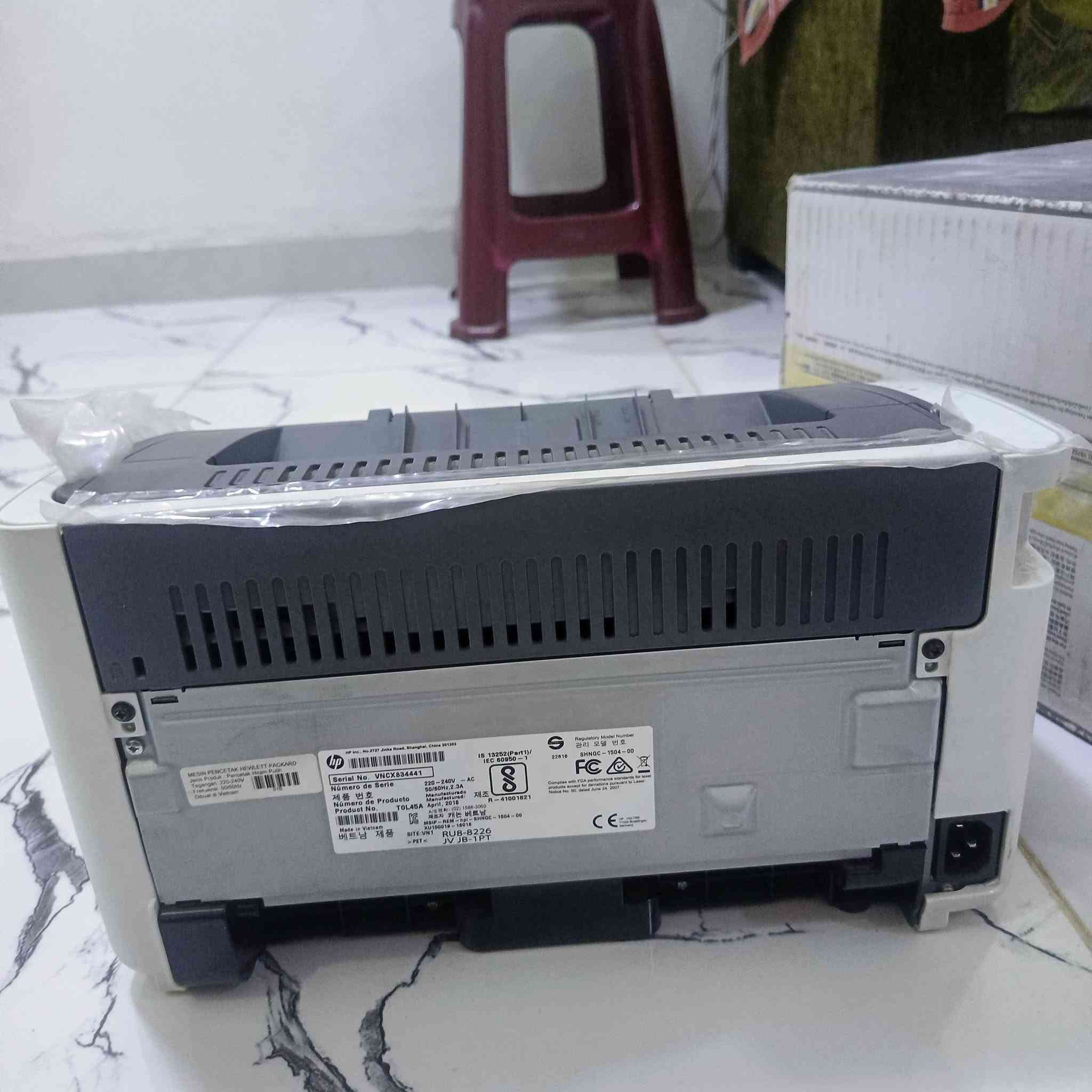 السلام عليكم طابعه hp ليزريه ابيض و اسود للبيع استخدام قليل عنوان سبع البور شارع السوداني الرقم ***********

