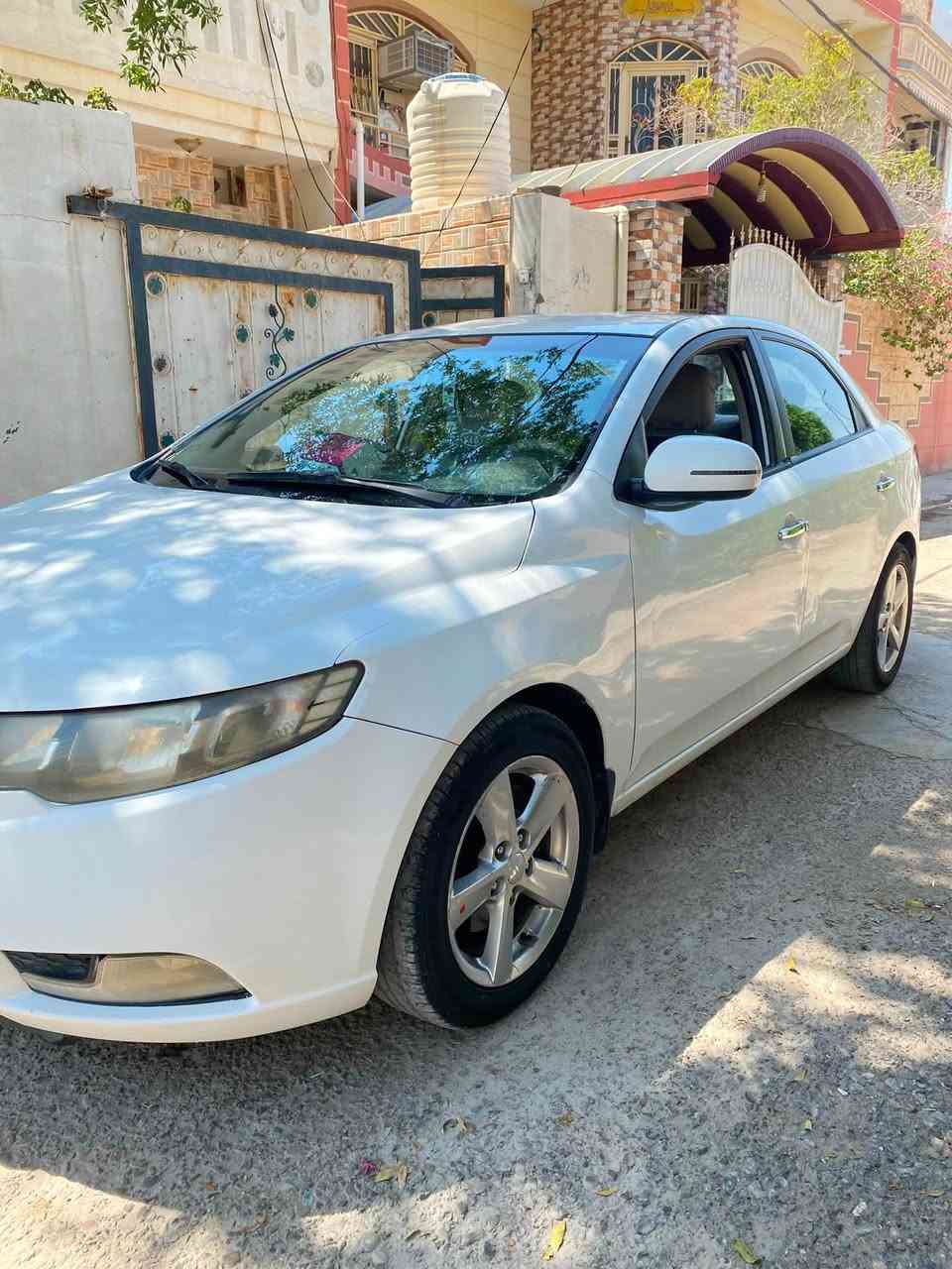 سيراتو ٢٠١٣
وارد خليجي

محرك ٢٠٠٠

مواصفات Ex

شاشة 

كاميرا

حساسات

ماشية ٢٥٨ الف

محرك مامفتوح

كلين تايتل بدون ضربة فقط بارد شوية من باب السايق وشوية من الباب الخلف السايق مع بعض الملاحظات (رصعات ٢)

سيارة خير من الله مال جناي

سنوية ٢٠٢٩ باسمي تحويل ثاني يوم

السعر ١٠٥ $ وبي مجال
للاستفسار 
***********
