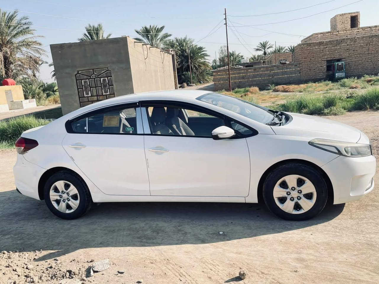 سلام عليكم سيراتو موديل
مديل 18 
مكينه وكير وحداديه كله جديد

 اشاير مري
 مري شفط 
ماشيه 117 الف k سياره كفاله عامه
 
 السيره كلش جديده وحلوه ستخدام شخصي
 عنواني الدوانيه الحمز ه الشرقي 
رقم الهاتف ***********
بيه وتساب
